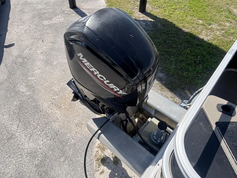 Slide: The Image of 2020 Sun Tracker Bass Buggy 18 DLX with Mercury outboard motor. - 12