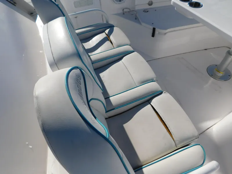 Slide: The Image of Everglades 355 Center Console 2016 - 100