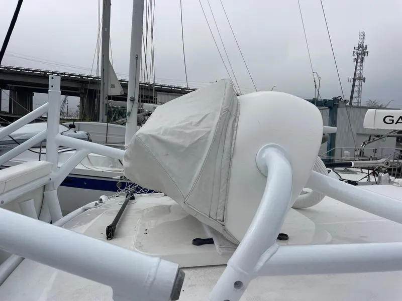 Slide: The Image of Everglades 355 Center Console 2016 - 117