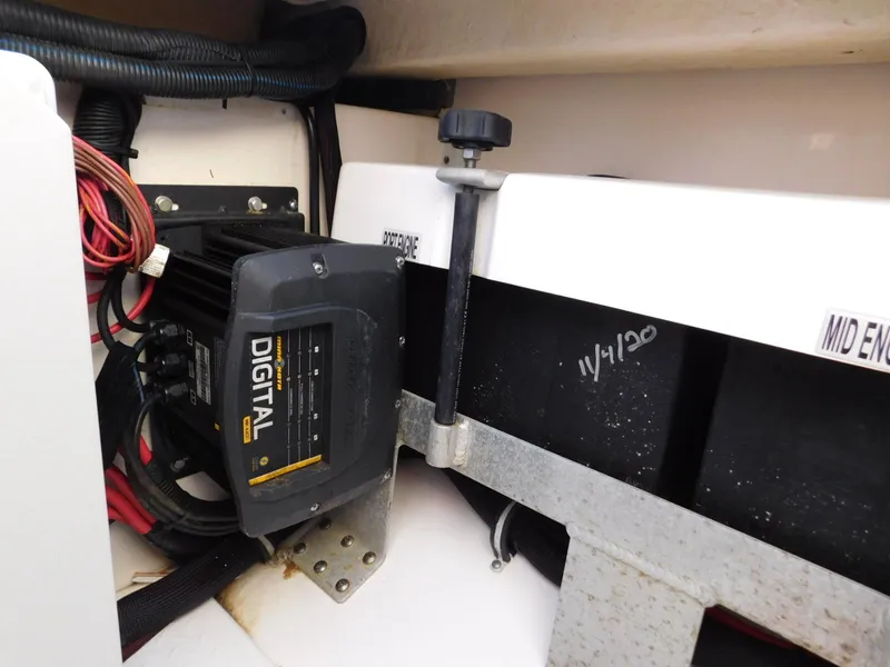 Slide: The Image of Everglades 355 Center Console 2016 - 54