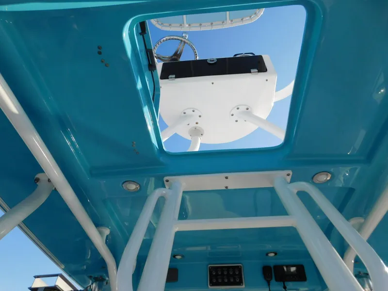 Slide: The Image of Everglades 355 Center Console 2016 - 73