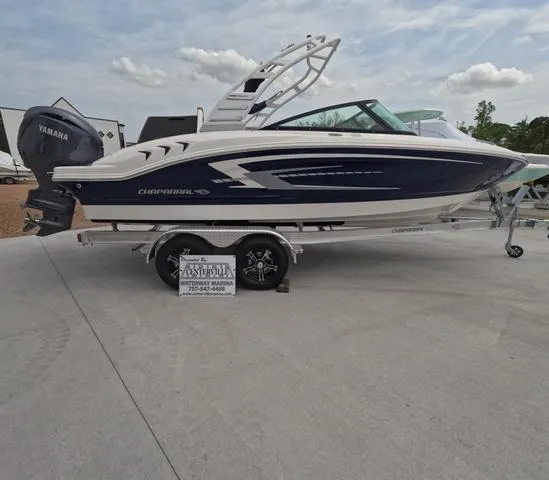 Slide: The Image of Chaparral 21 SSI OB In Stock trailer included 2025 - 1