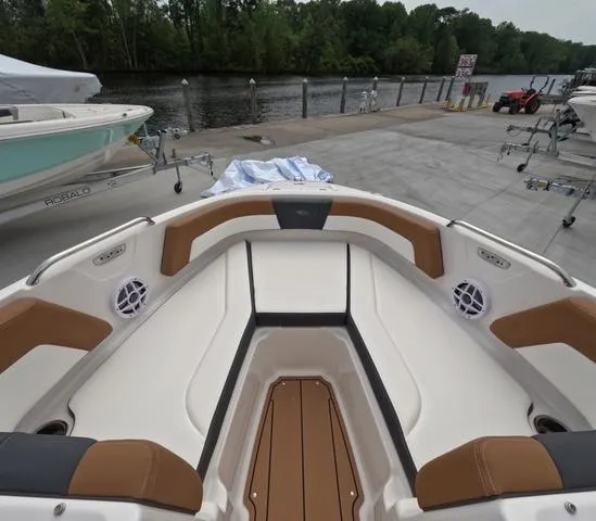 Slide: The Image of Chaparral 21 SSI OB In Stock trailer included 2025 - 22