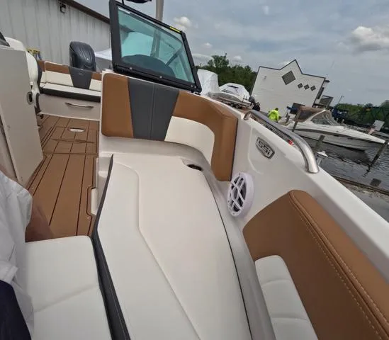 Slide: The Image of Chaparral 21 SSI OB In Stock trailer included 2025 - 34