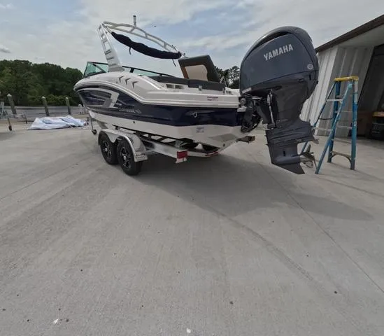 Slide: The Image of Chaparral 21 SSI OB In Stock trailer included 2025 - 6