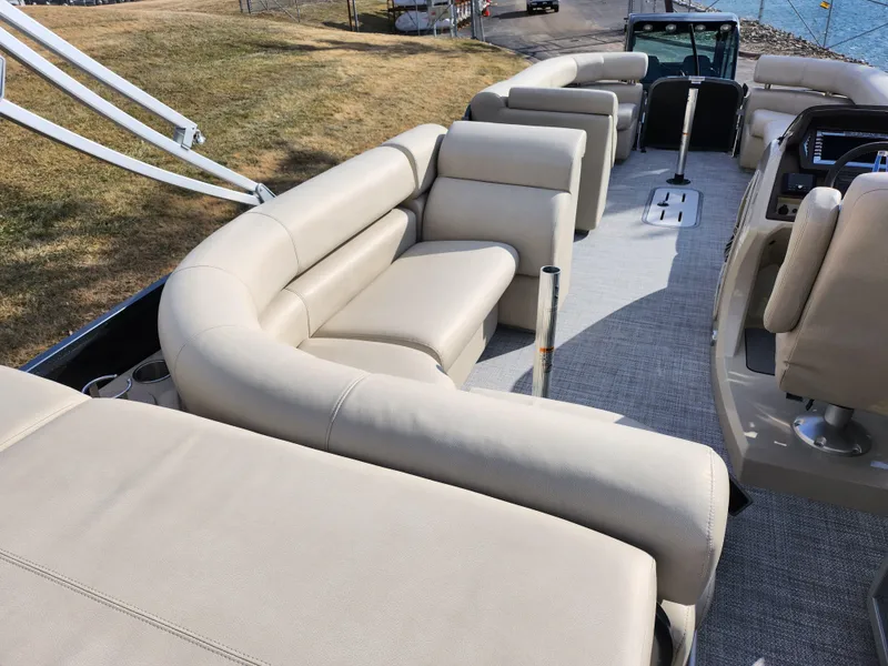 Slide: The Image of Luxurious seating on 2019 Premier 250 Grand Majestic RE pontoon boat. - 23