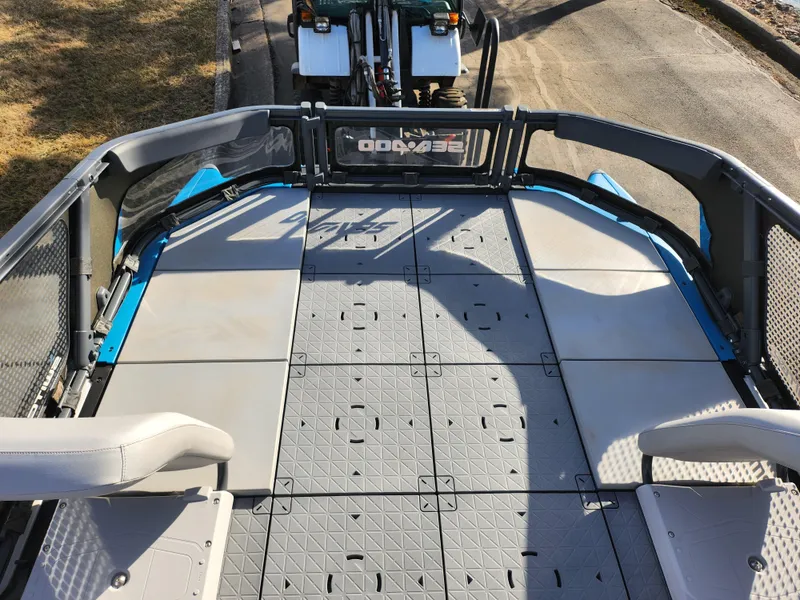 Slide: The Image of 2022 Sea-Doo Switch Cruise 21 deck view, showcasing spacious seating and modular layout. - 20