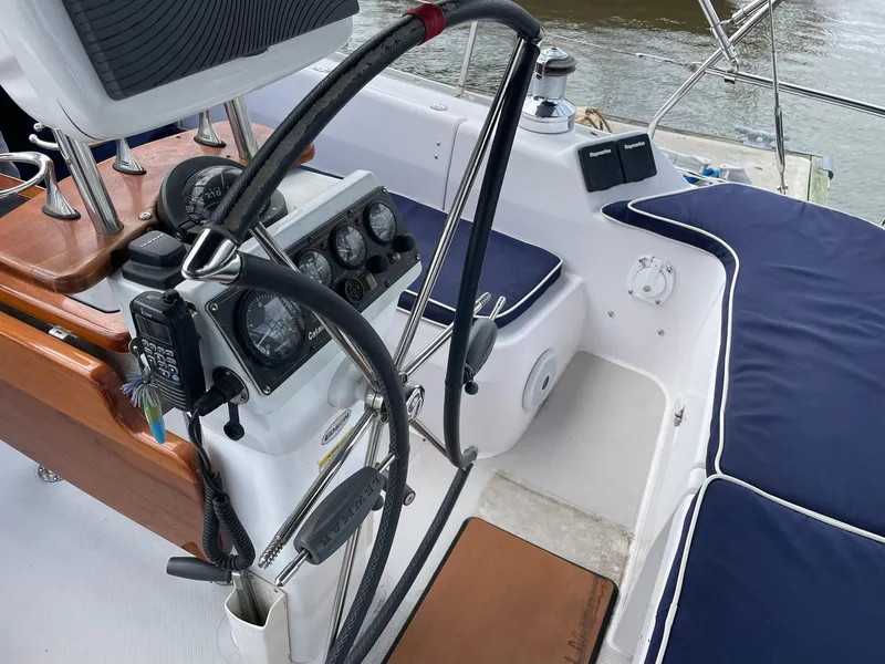 Slide: The Image of Catalina 385 2013 - 15