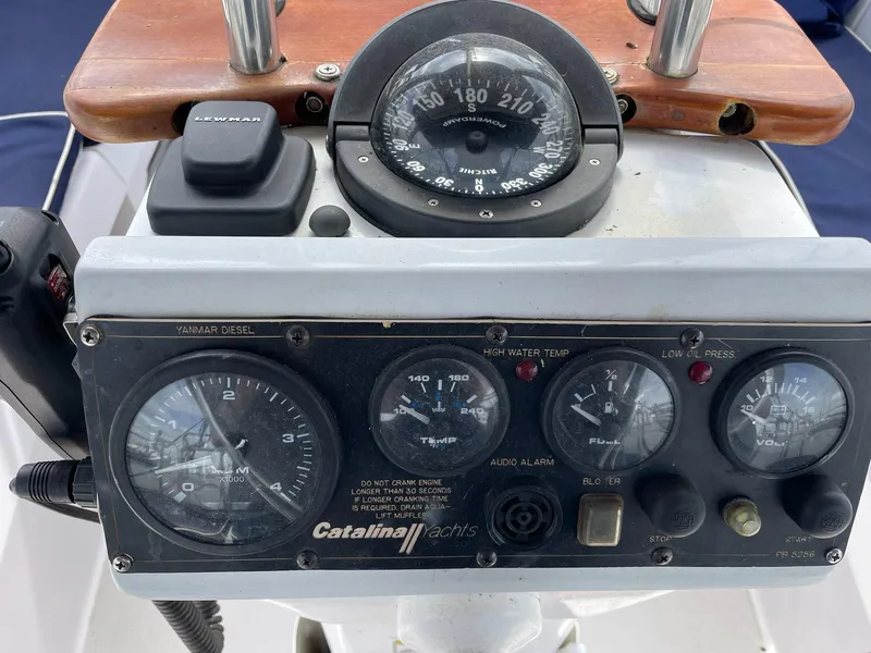 Slide: The Image of Catalina 385 2013 - 16