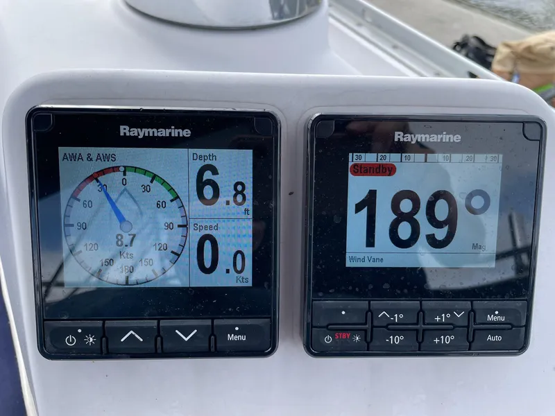 Slide: The Image of Catalina 385 2013 - 18