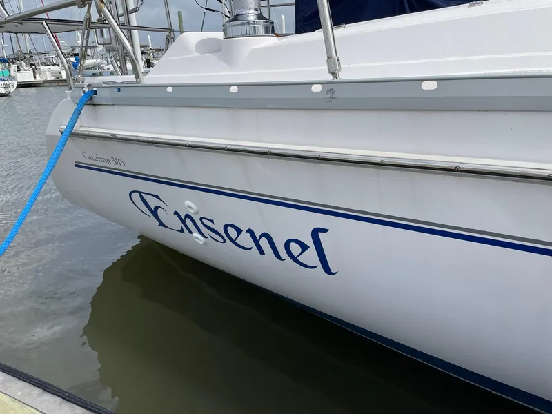 Slide: The Image of Catalina 385 2013 - 2