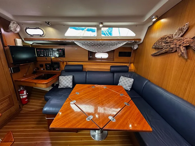 Slide: The Image of Catalina 385 2013 - 24