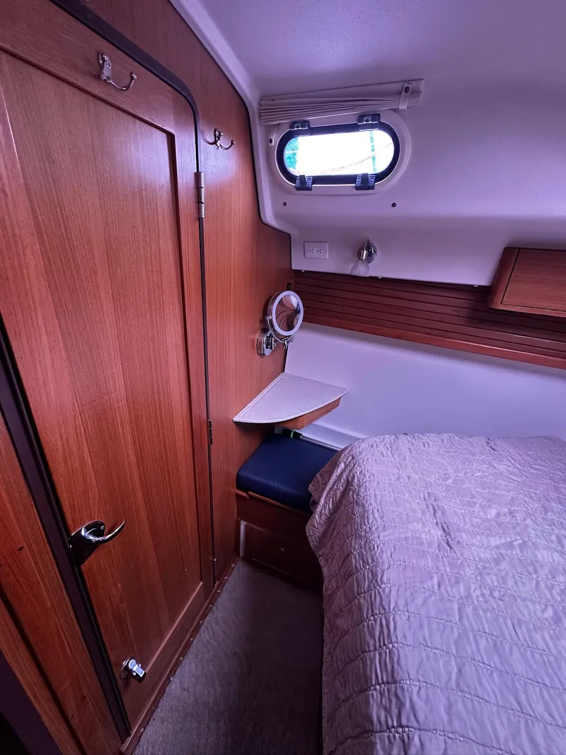 Slide: The Image of Catalina 385 2013 - 32