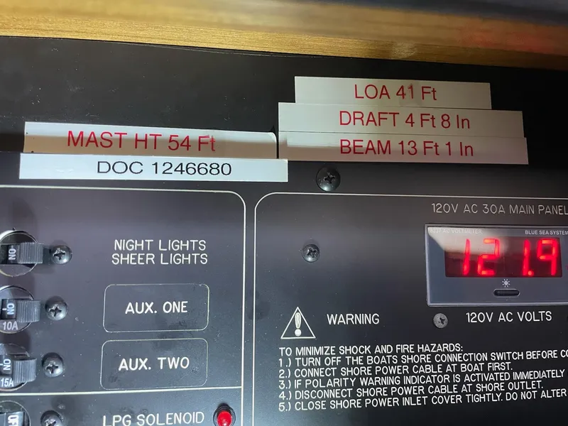 Slide: The Image of Catalina 385 2013 - 37