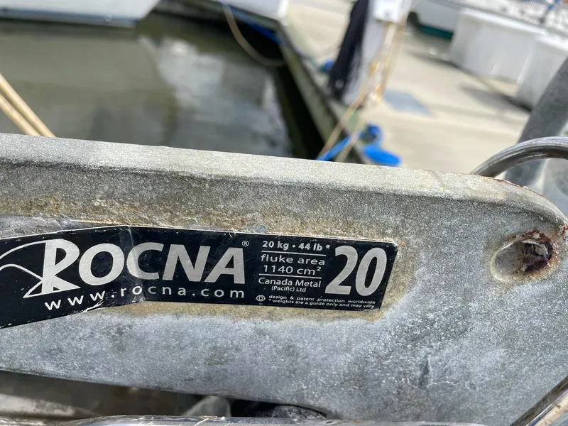 Slide: The Image of Catalina 385 2013 - 48