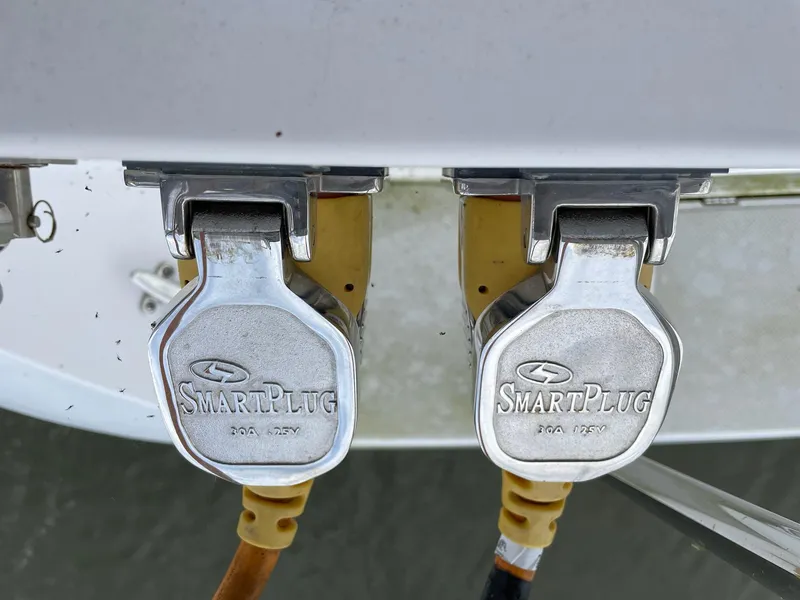 Slide: The Image of Catalina 385 2013 - 54