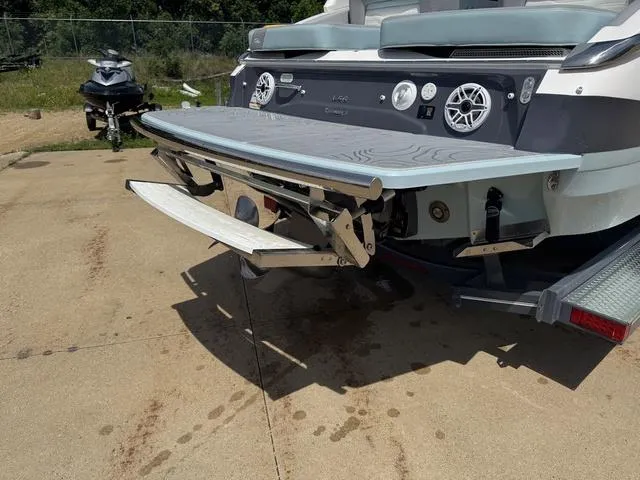 Slide: The Image of Regal LS6 2025 - 6