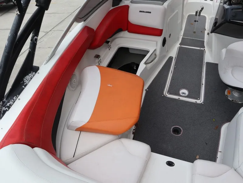 Slide: The Image of Sea-Doo 210 Wake 2012 - 13