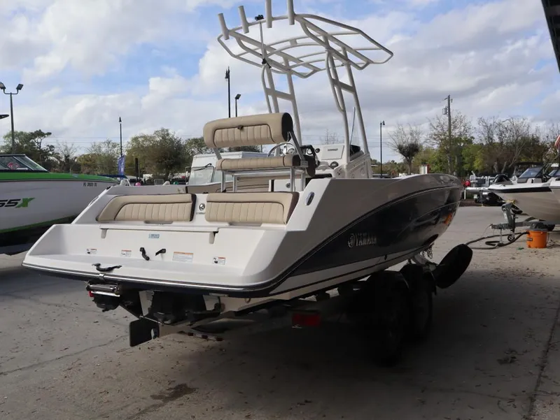 Slide: The Image of Yamaha 210 FSH 2021 - 10