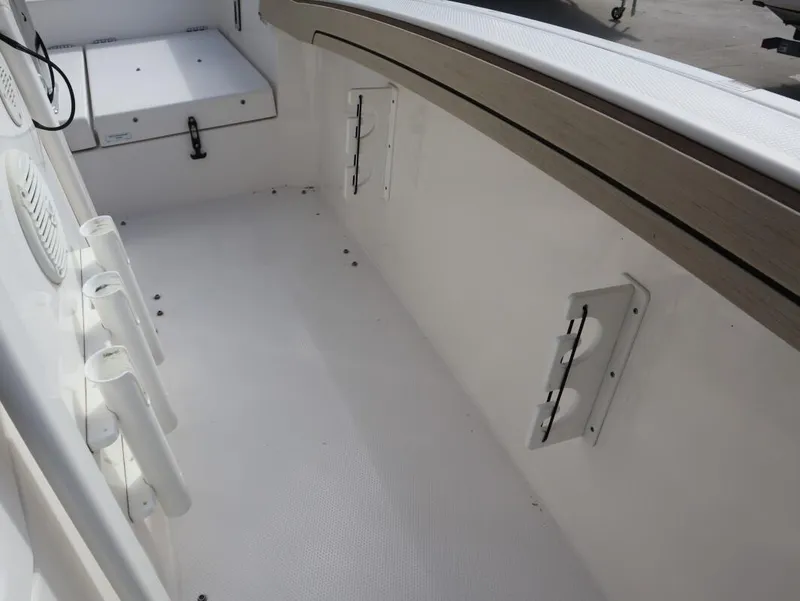 Slide: The Image of Yamaha 210 FSH 2021 - 16