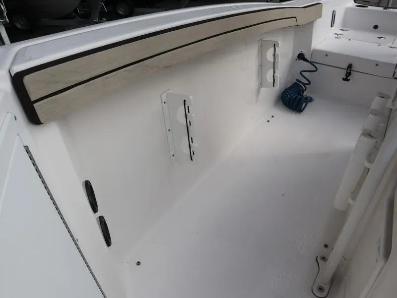 Slide: The Image of Yamaha 210 FSH 2021 - 20