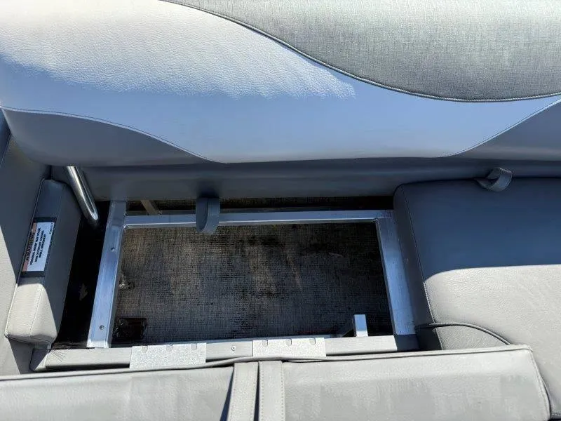 Slide: The Image of Tahoe LTZ VRB 2485 2022 - 70