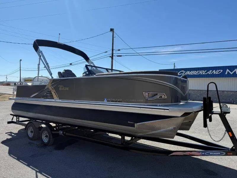 Slide: The Image of Tahoe LTZ VRB 2485 2022 - 81