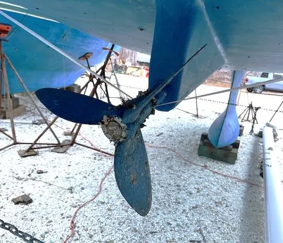 Slide: The Image of Propeller of a 2007 Beneteau Oceanis 46 sailboat on dry dock. - 11