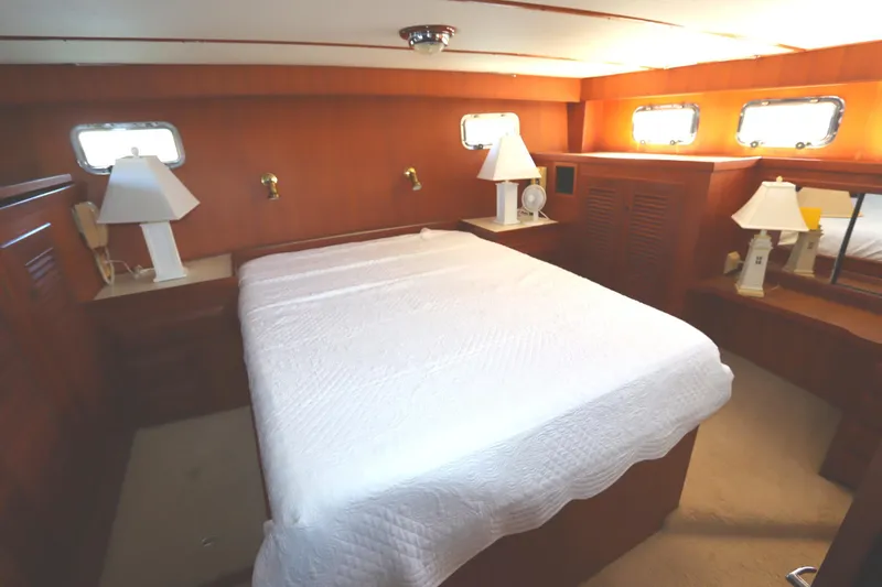 Slide: The Image of DeFever 44 Trawler 1985 - 67