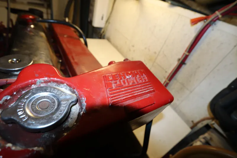 Slide: The Image of DeFever 44 Trawler 1985 - 84