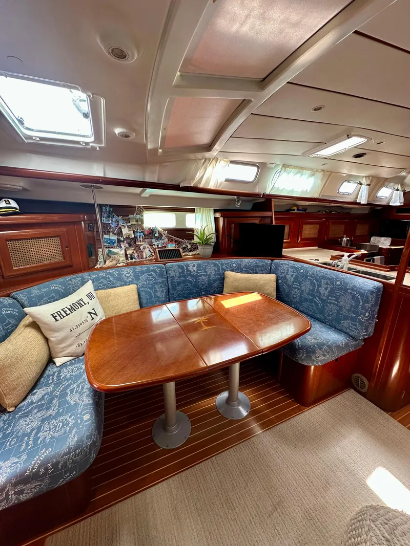 Slide: The Image of Beneteau 473 2005 - 11