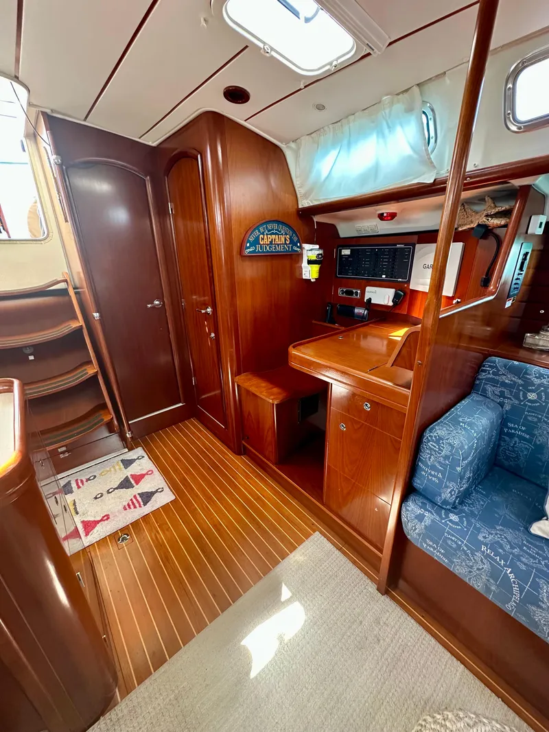 Slide: The Image of Beneteau 473 2005 - 18