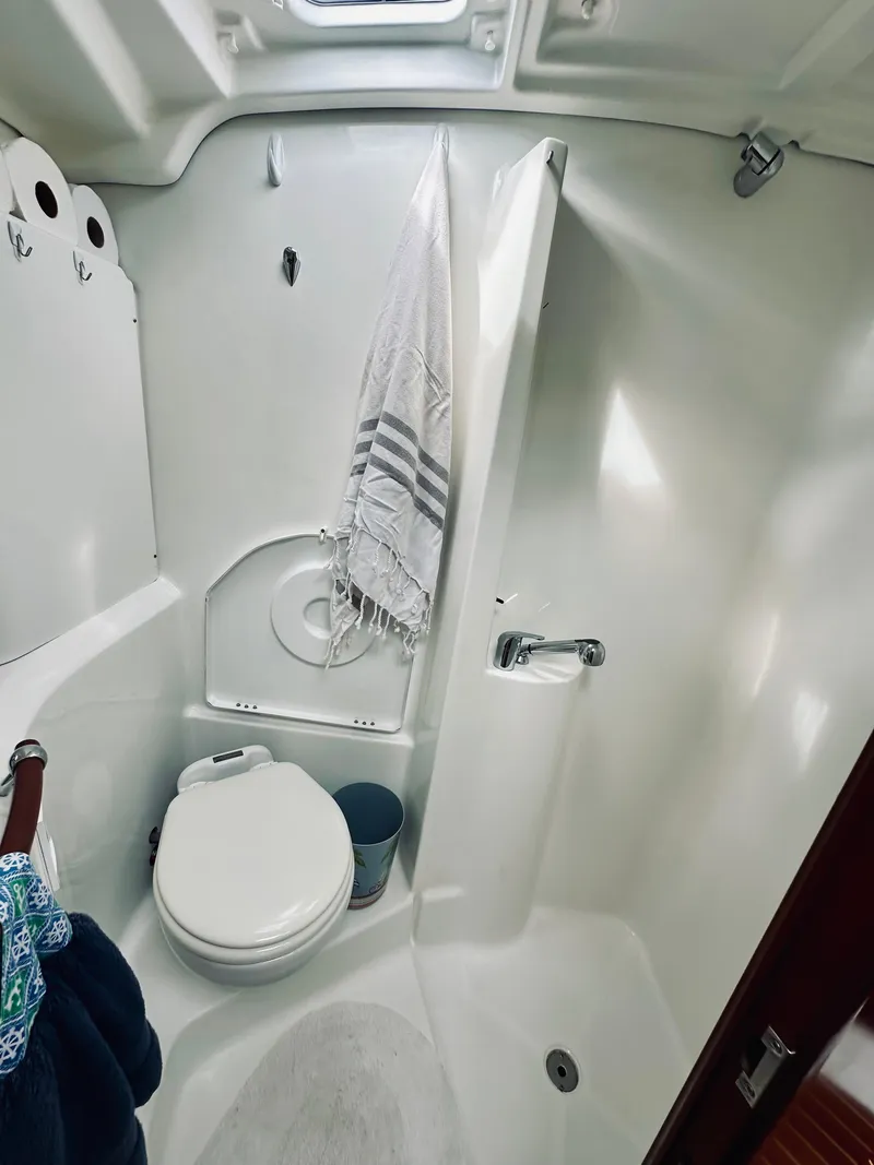 Slide: The Image of Vberth Head - 26