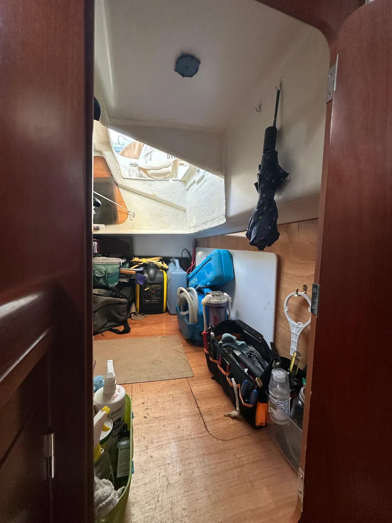 Slide: The Image of Storage Room - 30