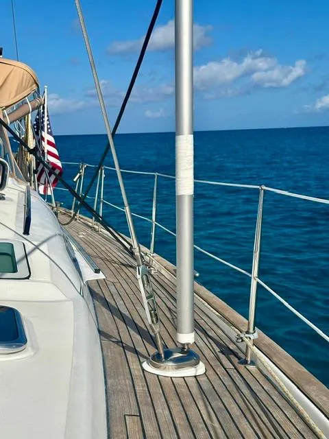 Slide: The Image of Beneteau 473 2005 - 47