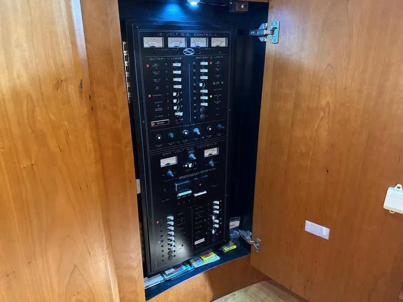 Slide: The Image of Silverton 410 Sport Bridge 2001 - 58