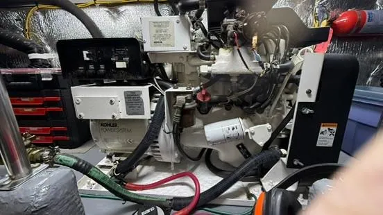 Slide: The Image of Silverton 410 Sport Bridge 2001 - 83