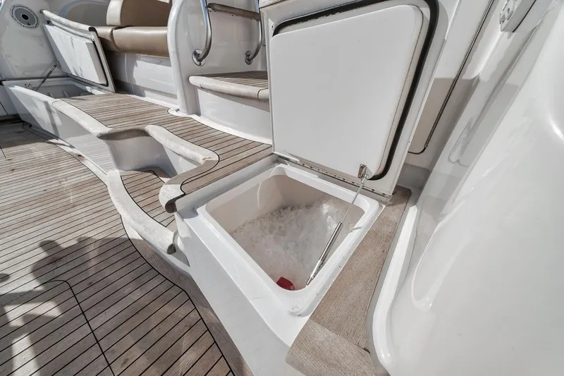 Slide: The Image of Viking 68 Convertible 2019 - 58