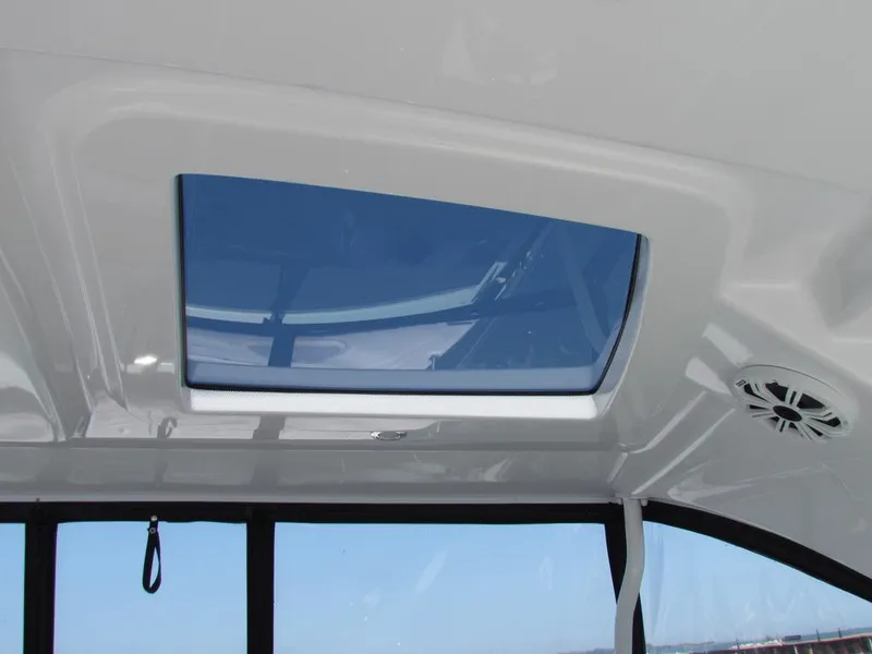 Slide: The Image of Cruisers Yachts 35 Express 2020 - 100