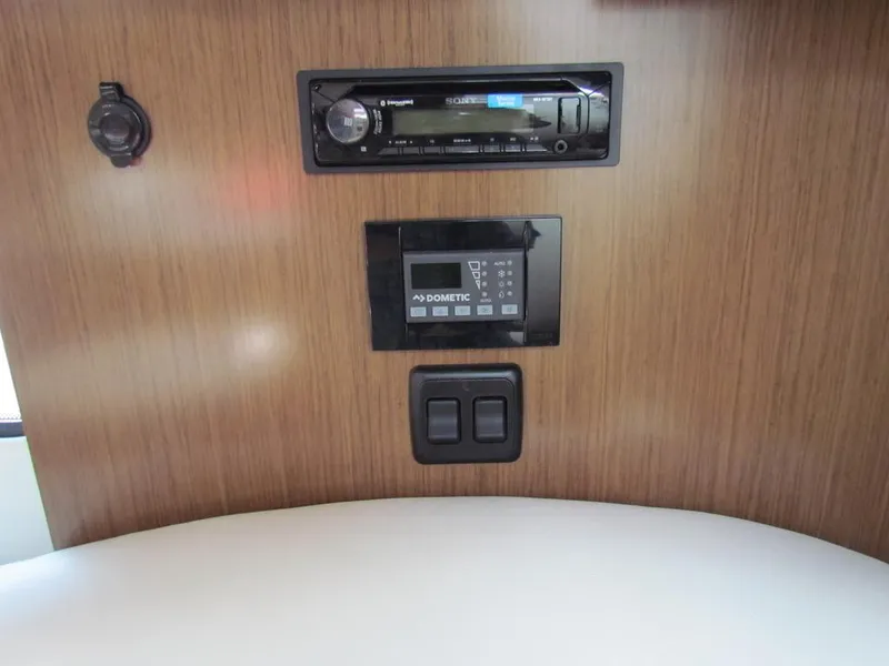 Slide: The Image of Cruisers Yachts 35 Express 2020 - 106