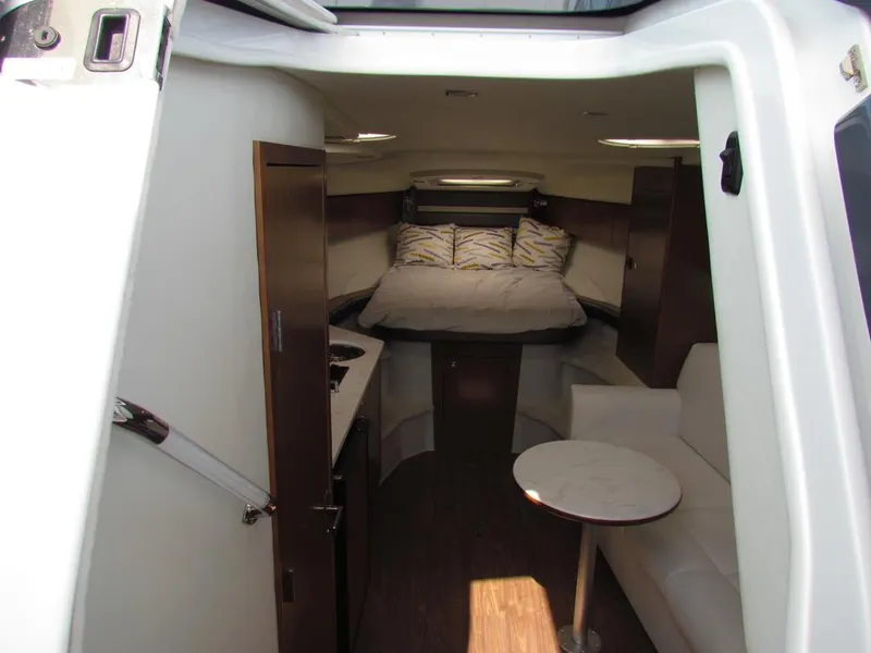 Slide: The Image of Cruisers Yachts 35 Express 2020 - 110