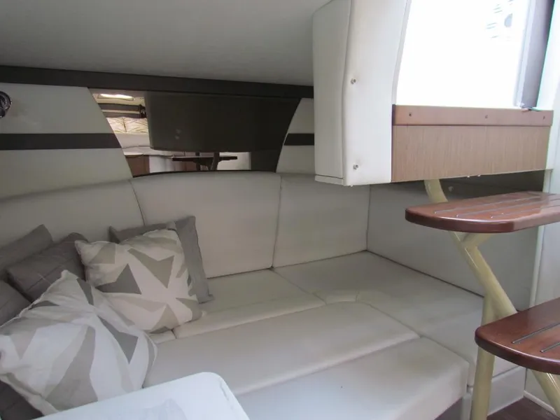 Slide: The Image of Cruisers Yachts 35 Express 2020 - 115