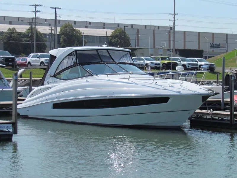 Slide: The Image of Cruisers Yachts 35 Express 2020 - 56