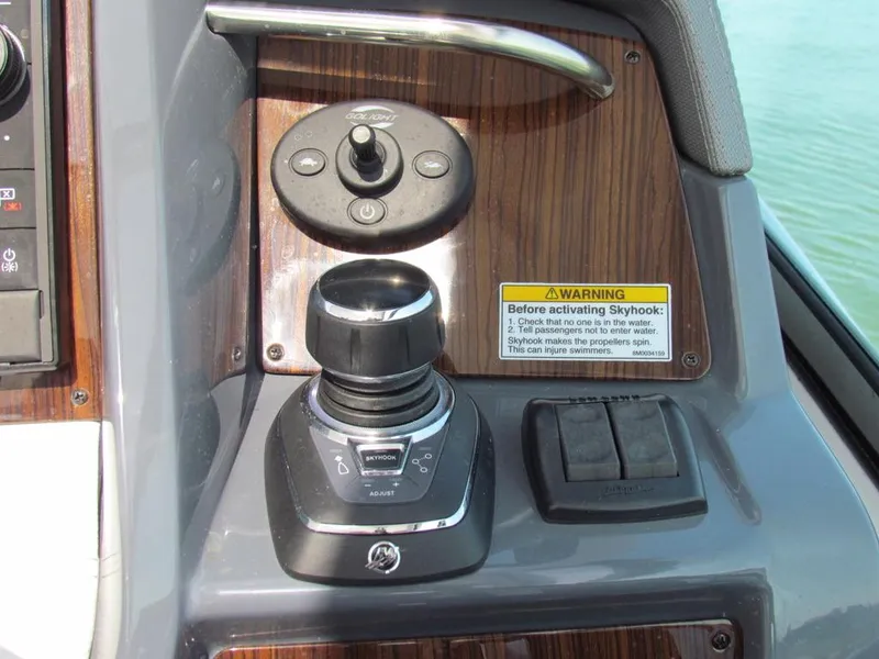 Slide: The Image of Cruisers Yachts 35 Express 2020 - 63