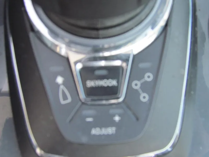 Slide: The Image of Cruisers Yachts 35 Express 2020 - 71