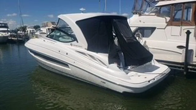 Slide: The Image of Cruisers Yachts 35 Express 2020 - 79