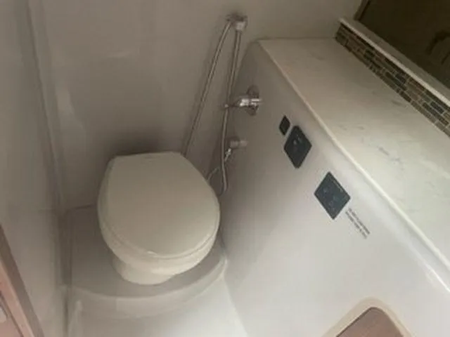 Slide: The Image of Cruisers Yachts 35 Express 2020 - 96