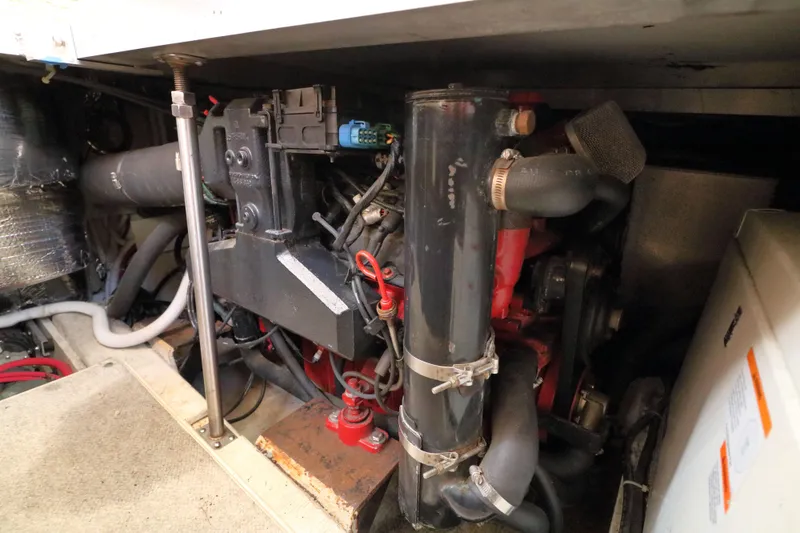 Slide: The Image of Engine compartment of 2002 Carver 346 Motor Yacht. - 29