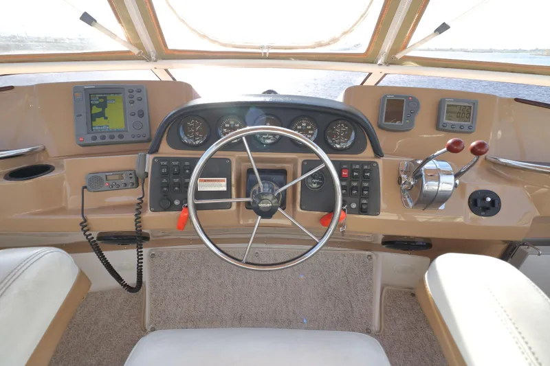 Slide: The Image of Helm of Carver 346 Motor Yacht, 2002 model. - 3