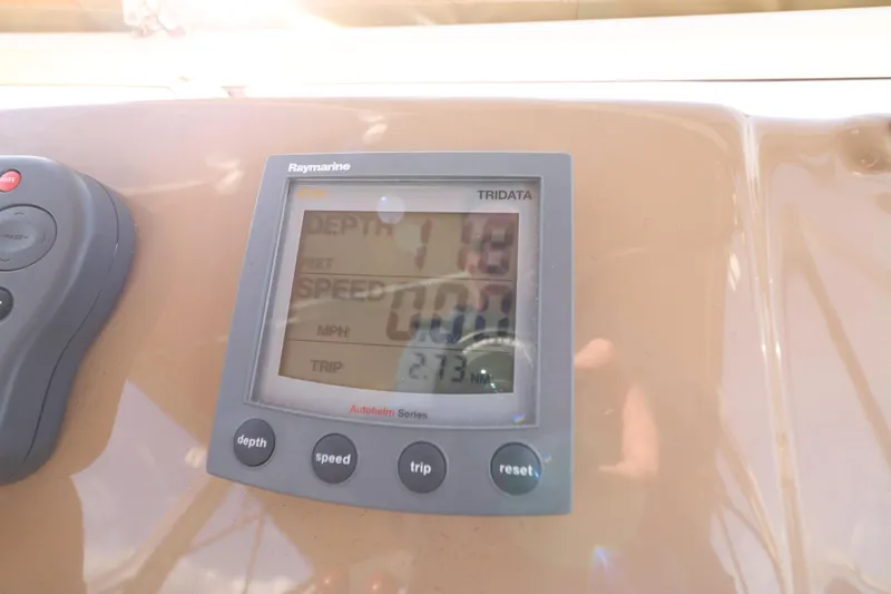 Slide: The Image of Raymarine Tridata display on 2002 Carver 346 Motor Yacht. - 9